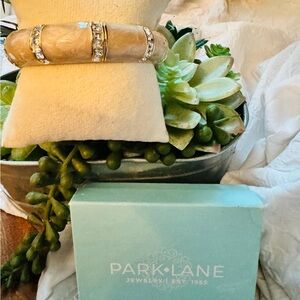 New Park Lane Bombshell Bracelet - Pink